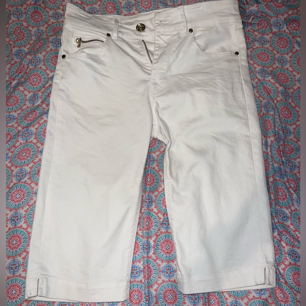 H&M knee length shorts